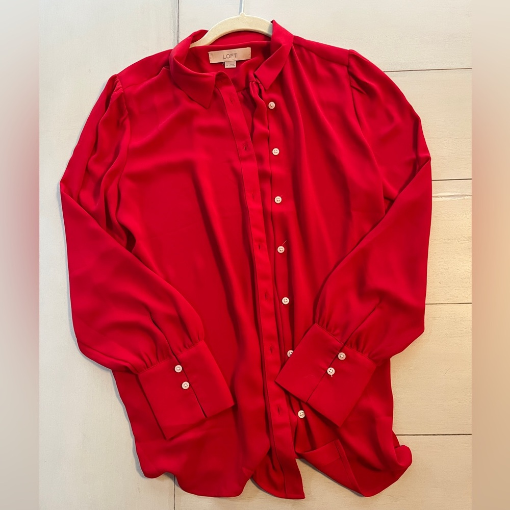 Loft shirt size Med Red
